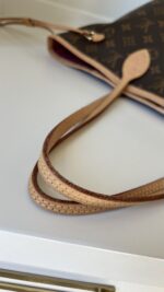 Louis Vuitton Neverfull MM Monogram Pivoine - Image 11