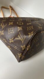 Louis Vuitton Neverfull PM Monogram - Image 6