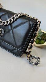Chanel 19 WOC Wallet On Chain Black Lambskin Mixed Hardware - Image 2