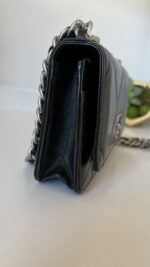 Chanel 19 WOC Wallet On Chain Black Lambskin Mixed Hardware - Image 9