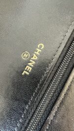 Chanel 19 WOC Wallet On Chain Black Lambskin Mixed Hardware - Image 17