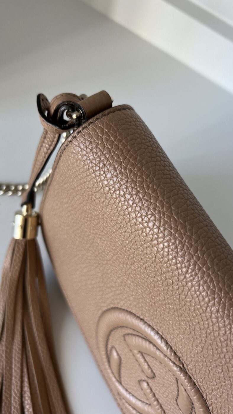 Gucci Soho Tassel Crossbody Beige - Image 4