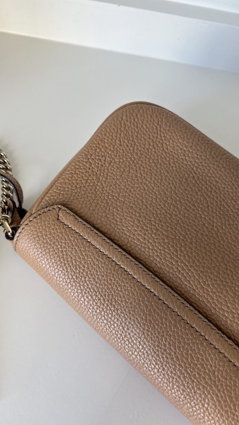 Gucci Soho Tassel Crossbody Beige - Image 9