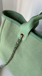 Chanel Small Deauville With Pouch Green - Image 8
