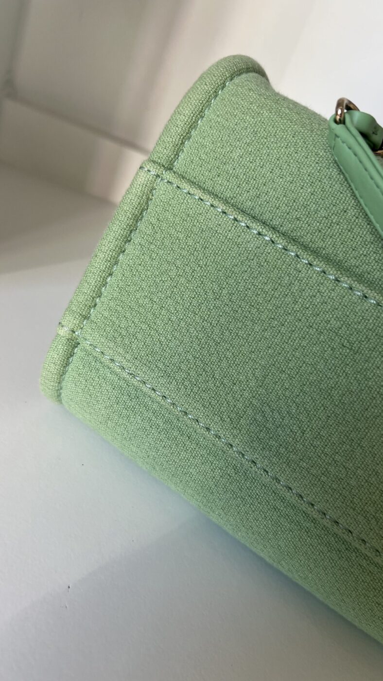Chanel Small Deauville With Pouch Green - Image 13