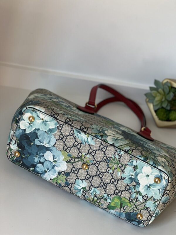 Gucci Blooms Shoulder Bag - Image 16