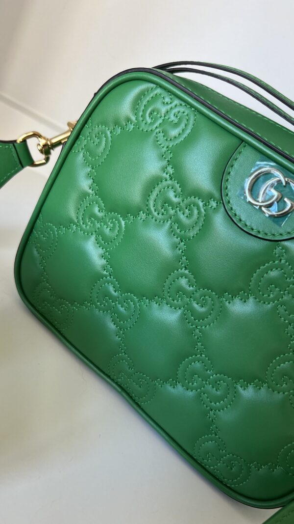 Gucci Zip Camera Bag GG Matelasse Leather Small Green - Image 4