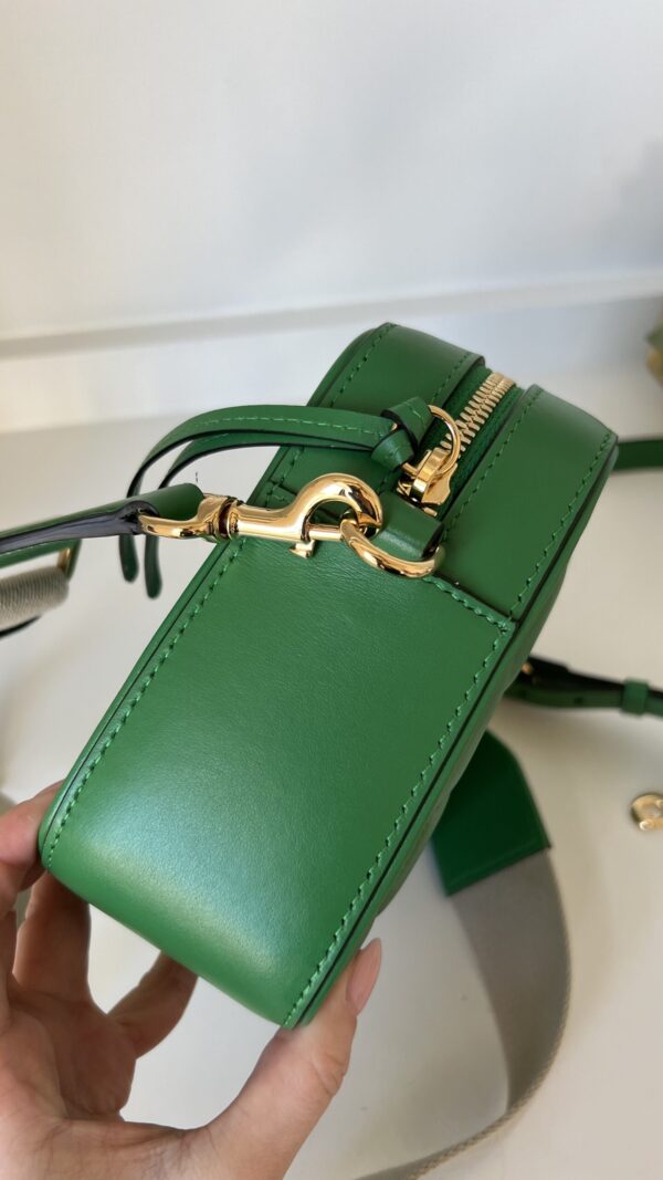 Gucci Zip Camera Bag GG Matelasse Leather Small Green - Image 6