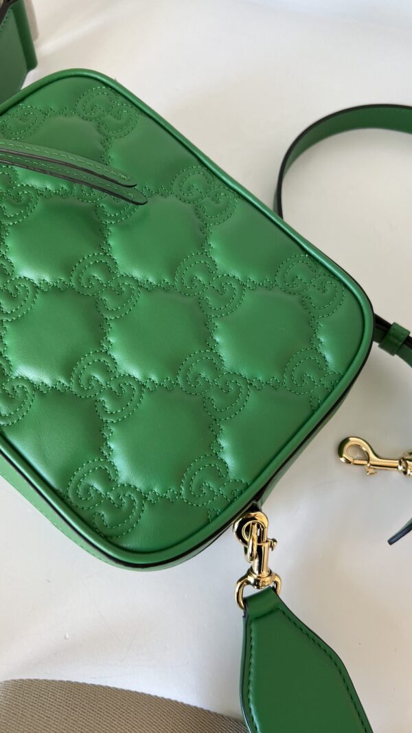 Gucci Zip Camera Bag GG Matelasse Leather Small Green - Image 8