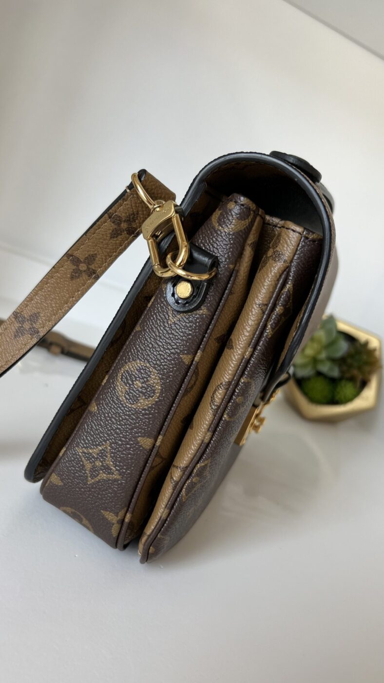 Louis Vuitton Pochette Metis Reverse - Image 8