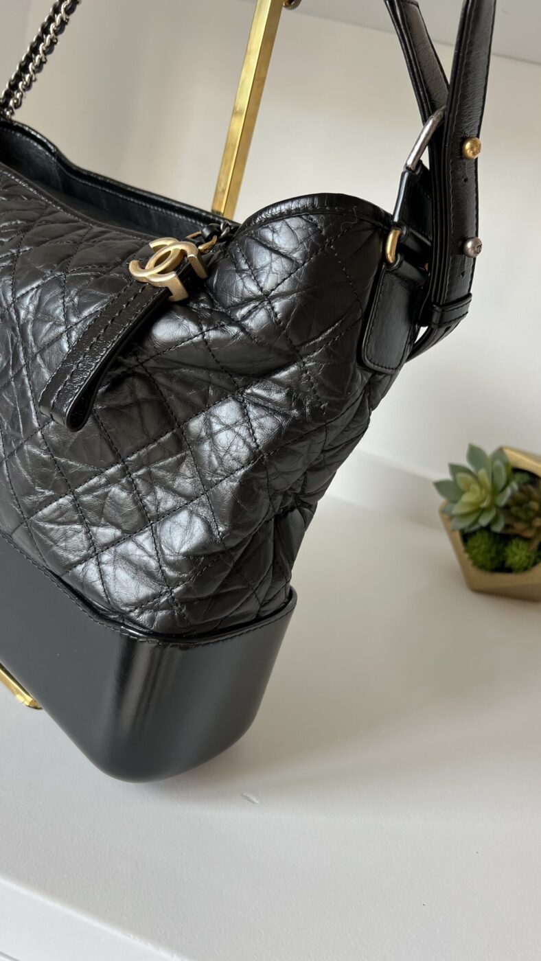 Chanel Medium Gabrielle Black Crinkled Calfskin - Image 4