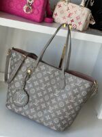 Louis Vuitton Blossom MM Mahina Shoulder/Crossbody Bag Flight Mode