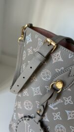 Louis Vuitton Blossom MM Mahina Shoulder/Crossbody Bag Flight Mode - Image 5