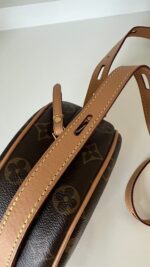 Louis Vuitton Boite Chapeau Souple PM - Image 8