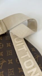 Louis Vuitton High Rise Bumbg - Image 9