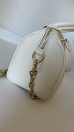 Louis Vuitton Speedy 20 Bandouliere By The Pool - Image 5