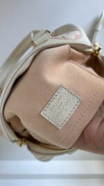 Louis Vuitton Speedy 20 Bandouliere By The Pool - Image 13
