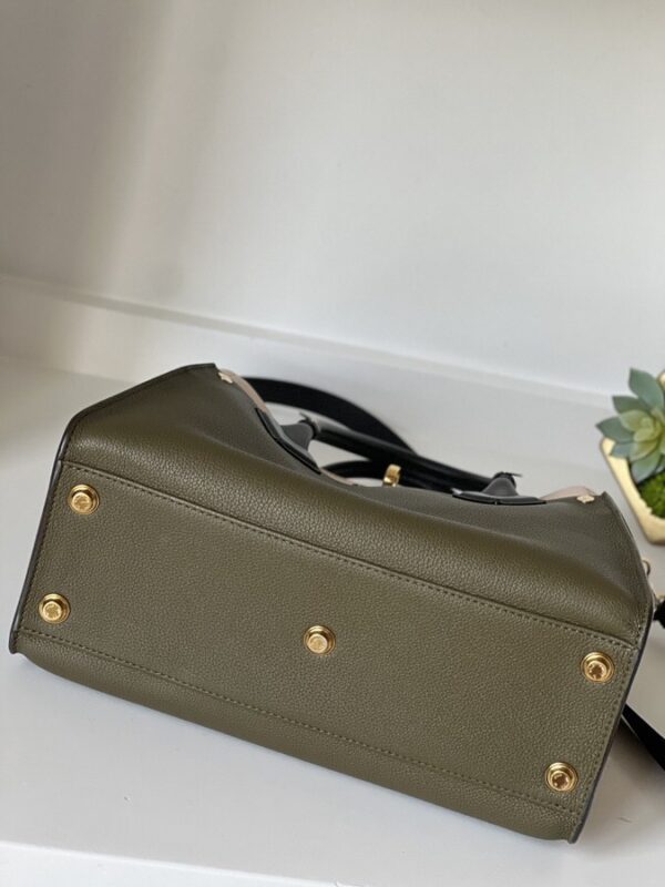Louis Vuitton On My Side MM Kaki Green - Image 7