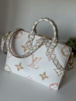 Louis Vuitton Monogram Giant By The Pool 2.0 Speedy Bandouliere 25 Beige - Image 2