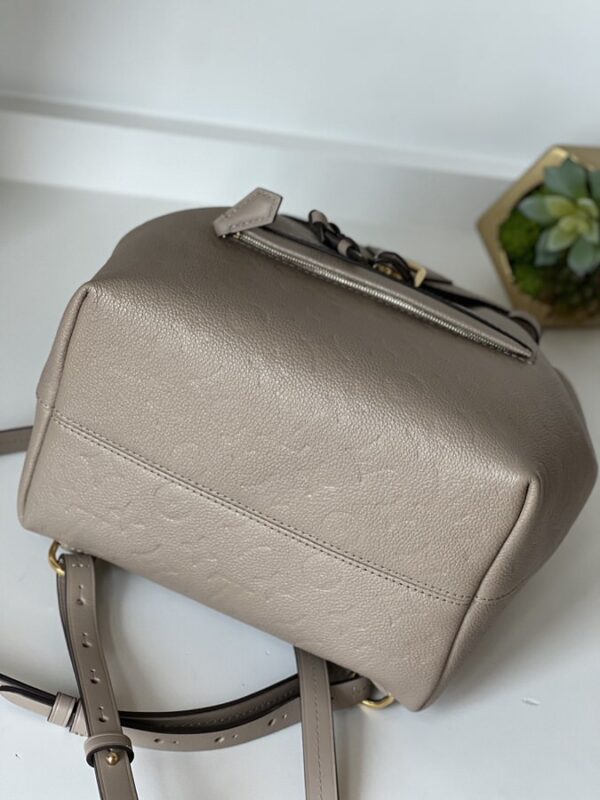 Louis Vuitton Montsouris PM  Empreinte Turtledove - Image 9