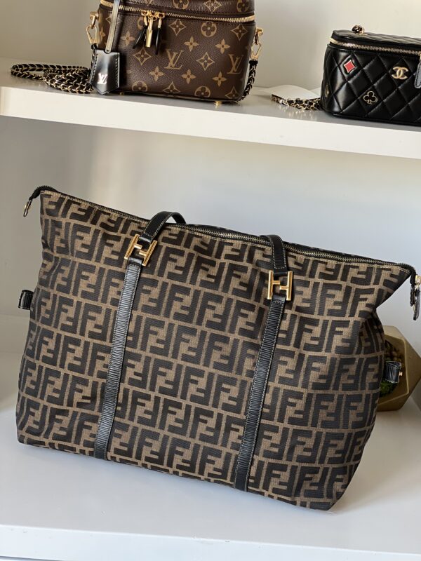 Fendi Large Zucca Vintage Tote - Image 6