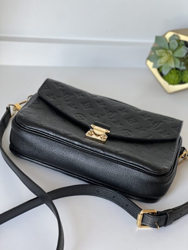 Louis Vuitton Pochette Metis Empreinte Noir - Image 6