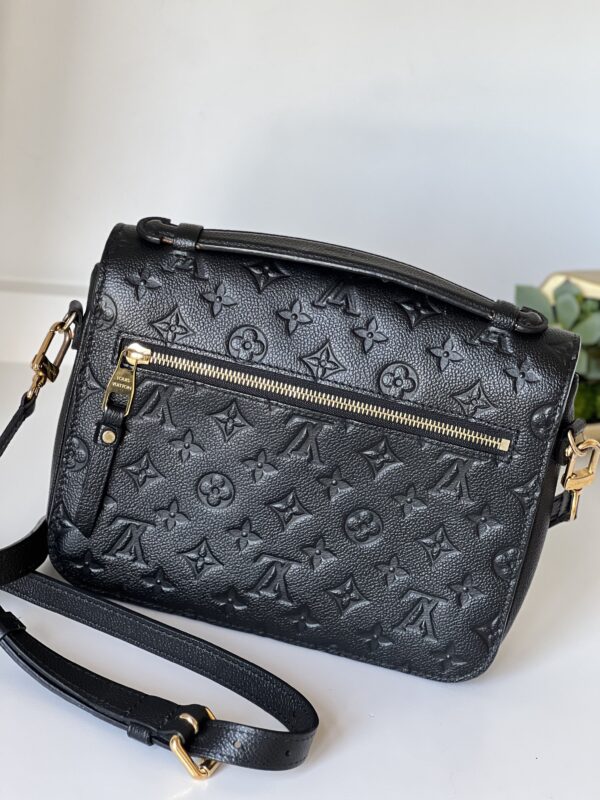 Louis Vuitton Pochette Metis Empreinte Noir - Image 12