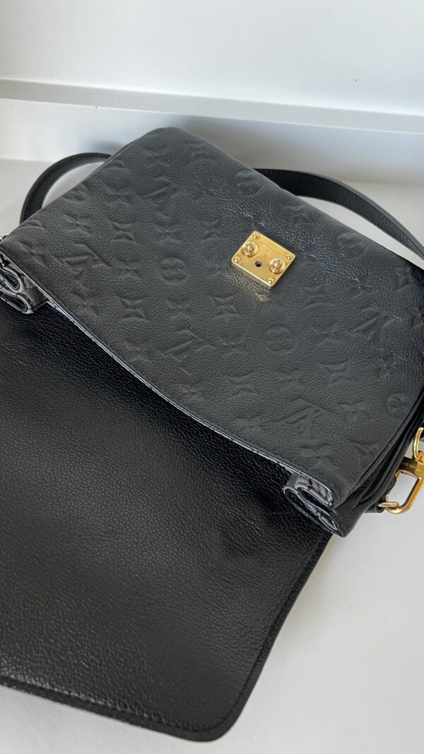 Louis Vuitton Pochette Metis Empreinte Noir - Image 16