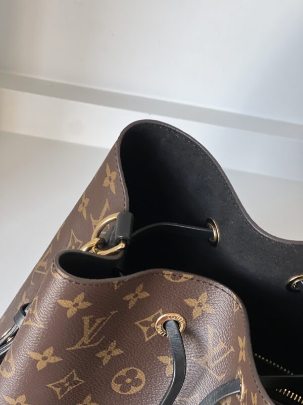 Louis Vuitton NeoNoe MM Monogram Noir - Image 2