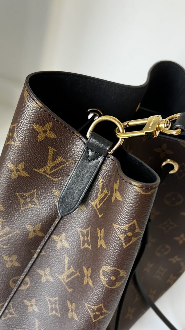 Louis Vuitton NeoNoe MM Monogram Noir - Image 8