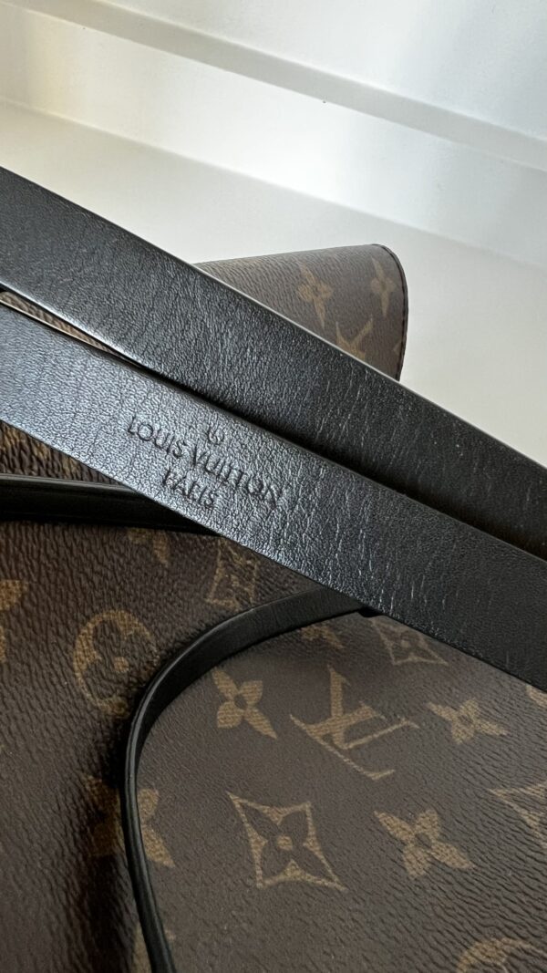 Louis Vuitton NeoNoe MM Monogram Noir - Image 12