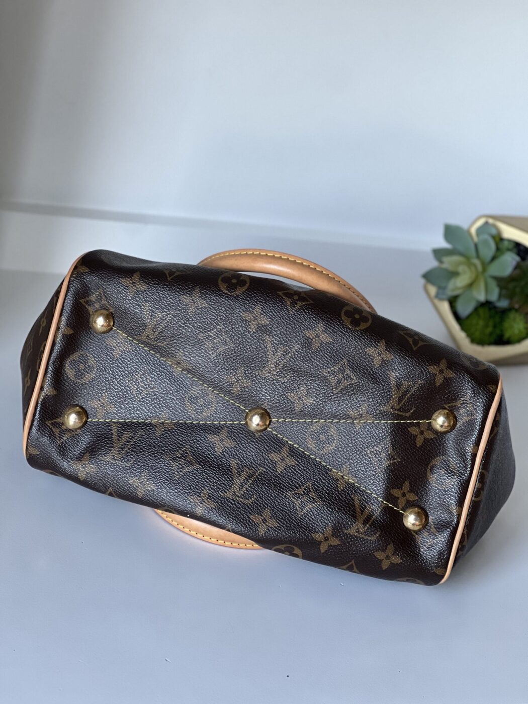 Louis Vuitton Tivoli PM - Image 13