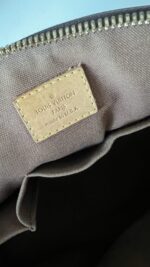 Louis Vuitton Tivoli PM - Image 17