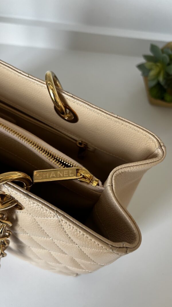 Chanel GST Beige Clair Caviar Shoulder Bag Gold Hardware - Image 7