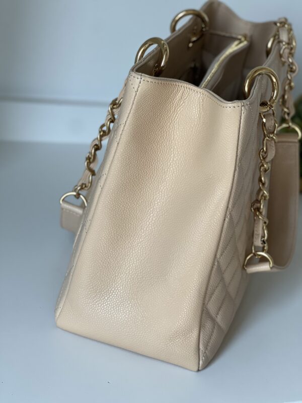 Chanel GST Beige Clair Caviar Shoulder Bag Gold Hardware - Image 10