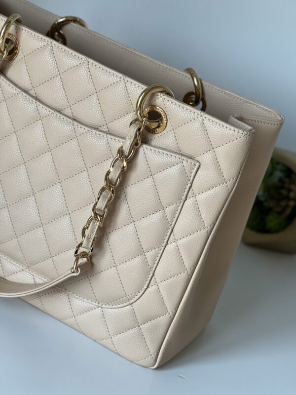 Chanel GST Beige Clair Caviar Shoulder Bag Gold Hardware - Image 19