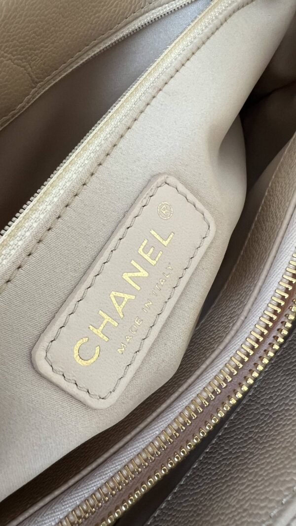 Chanel GST Beige Clair Caviar Shoulder Bag Gold Hardware - Image 26