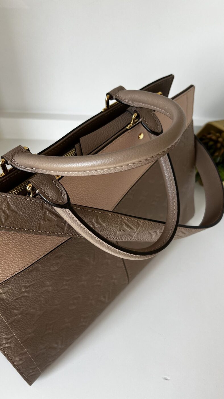 Louis Vuitton Sully MM Empreinte Papyrus Cream - Image 9