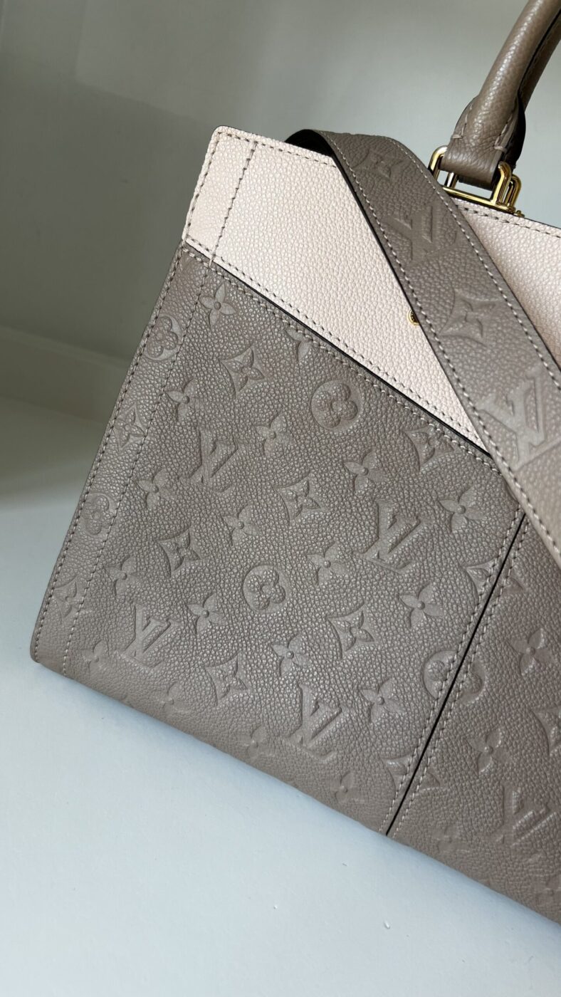Louis Vuitton Sully MM Empreinte Papyrus Cream - Image 11