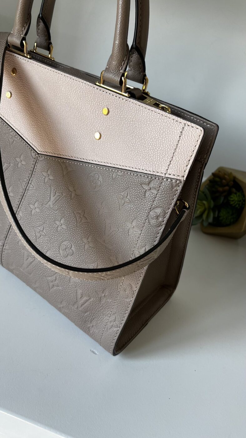 Louis Vuitton Sully MM Empreinte Papyrus Cream - Image 12