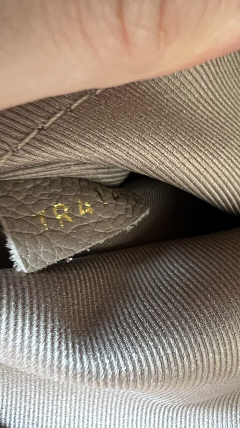 Louis Vuitton Sully MM Empreinte Papyrus Cream - Image 22