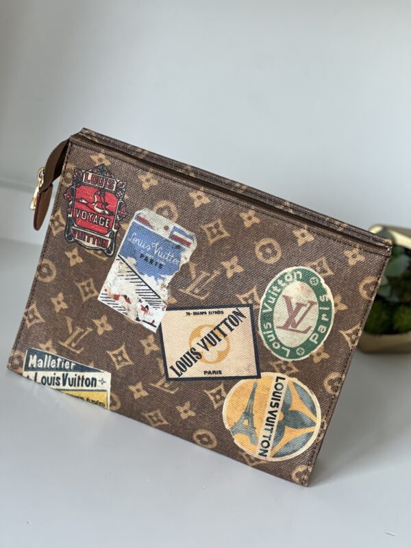 Louis Vuitton Flight Mode Toiletry Pouch - Image 4