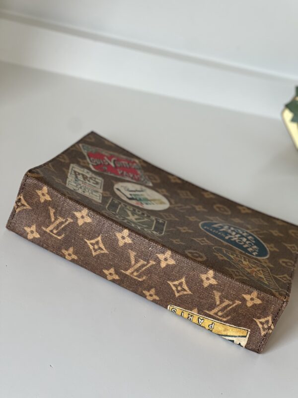 Louis Vuitton Flight Mode Toiletry Pouch - Image 6