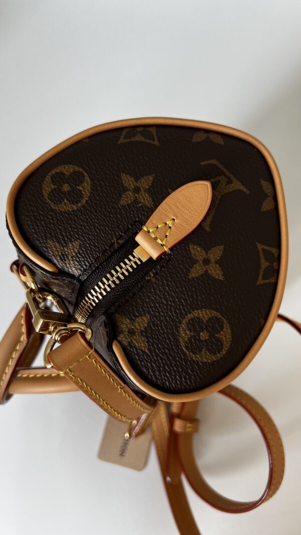 Louis Vuitton Dating Speedy Monogram - Image 5