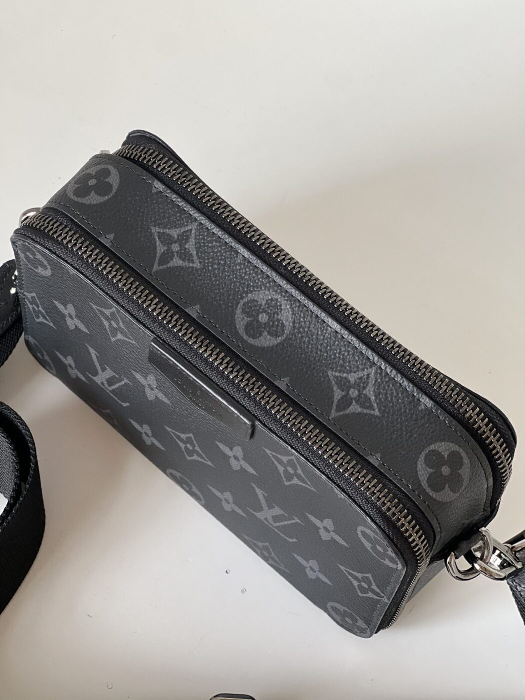 Louis Vuitton Alpha Wearable Wallet Monogram Eclipse - Image 2