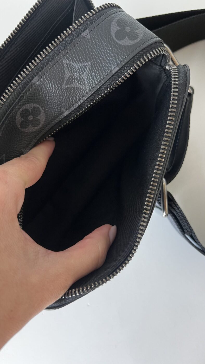 Louis Vuitton Alpha Wearable Wallet Monogram Eclipse - Image 8