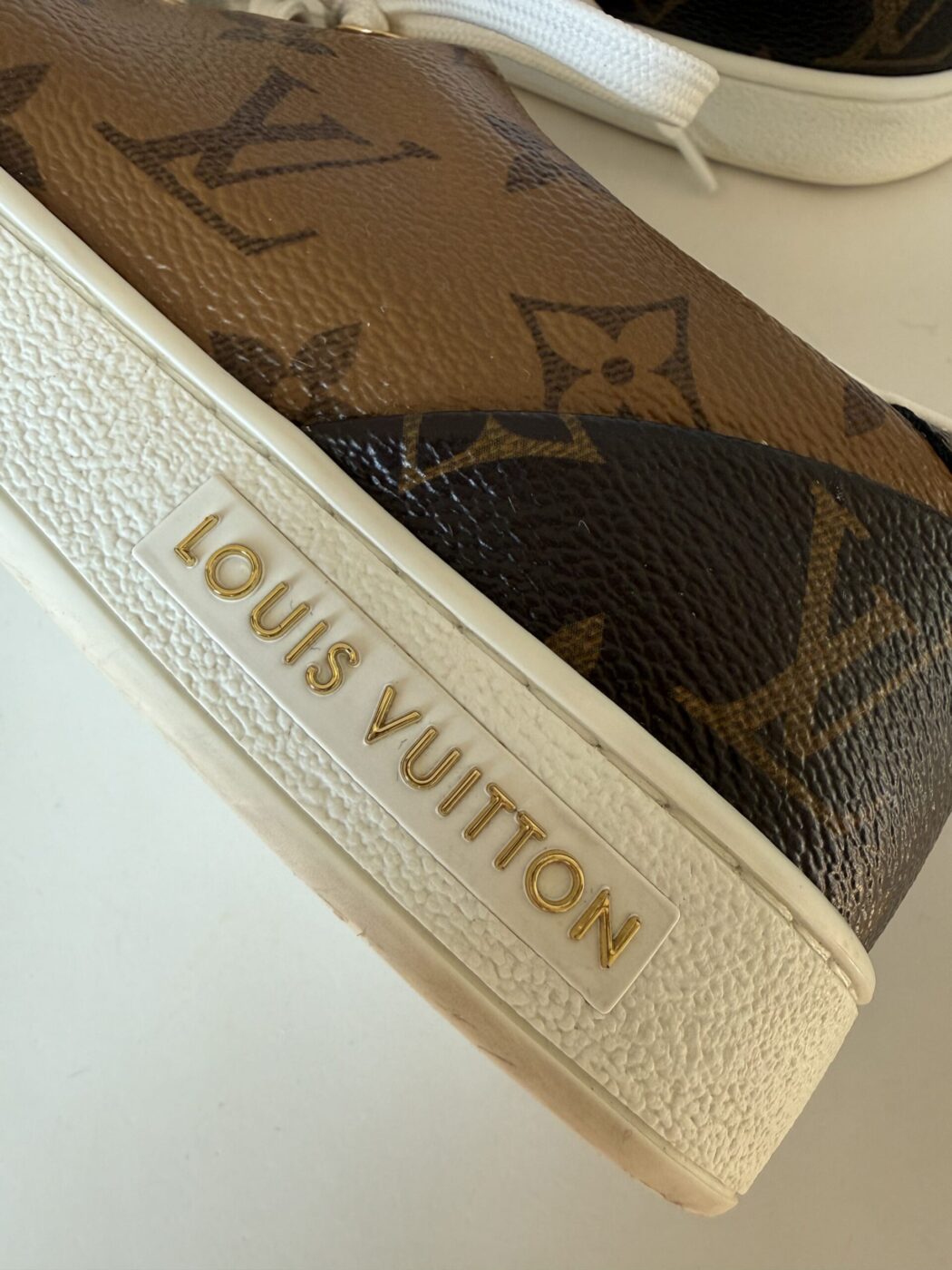 Louis Vuitton Frontrow Sneakers 38.5 - Image 9