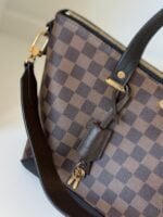 Louis Vuitton Hyde Park Crossbody Damier Ebene - Image 3