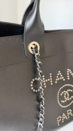 Chanel Leather Deauville Large - Image 2