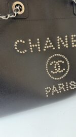 Chanel Leather Deauville Large - Image 3